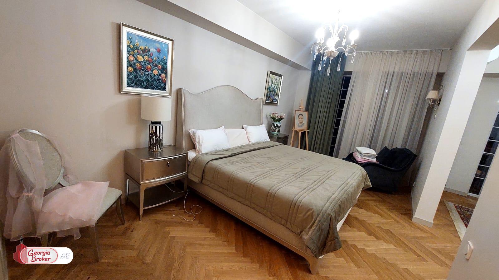 nearly repaired 2-room apartment for sale